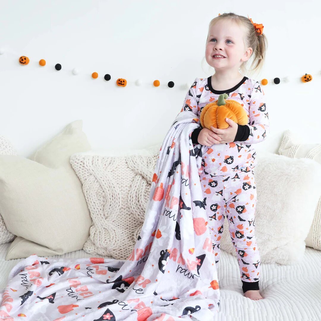 Conjunto de pijama de duas peças Caden Lane Let's Go Ghouls