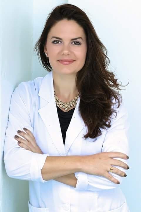 Dr. Haley Parker foto profissional